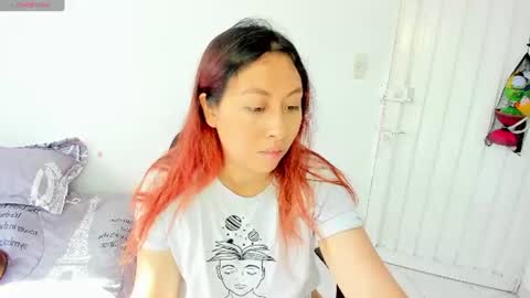 Snapshot of natt15 chatting on 06-17-26, 08:21 Natalia online show from 06-17-26, 08:21