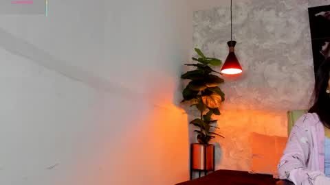 Natalia online show from 12-15-25, 04:06