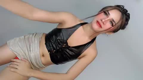 Snapshot of nattayah chatting on 05-09-26, 02:11 Nathalie smith online show from 05-09-26, 02:11