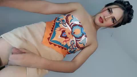 Snapshot of nattayah chatting on 05-24-26, 05:56 Nathalie smith online show from 05-24-26, 05:56