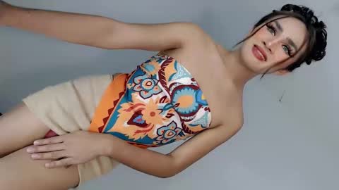 Snapshot of nattayah chatting on 06-03-26, 06:05 Nathalie smith online show from 06-03-26, 06:05