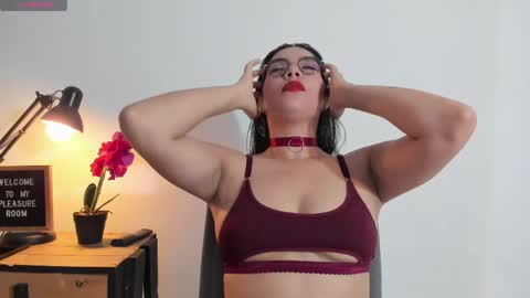 Snapshot of nattytrainor chatting on 05-22-26, 09:31 Natty Trainor online show from 05-22-26, 09:31