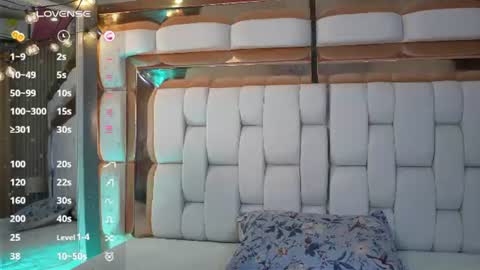 MANUELA  online show from 07-16-26, 04:35