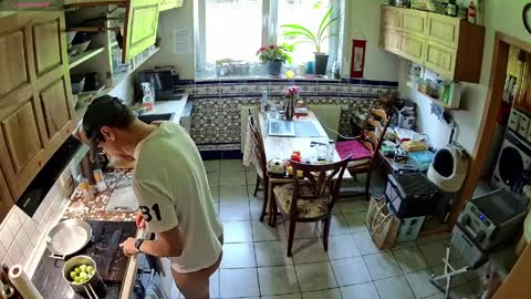 Nature online show from 04-11-26, 11:03