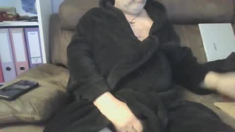 Snapshot of naturistmale45 chatting on 01-23-25, 12:41 naturistmale45 online show from 01-23-25, 12:41