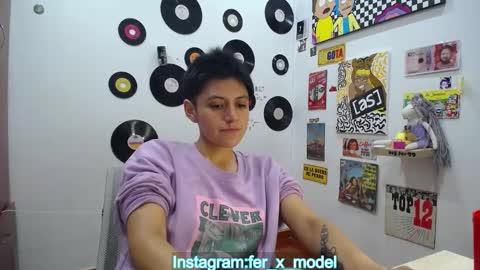 Snapshot of naty_lux19 chatting on 03-09-25, 03:22 Fernanda online show from 03-09-25, 03:22