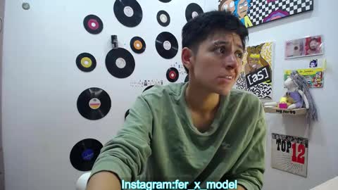 Snapshot of naty_lux19 chatting on 03-12-25, 01:36 Fernanda online show from 03-12-25, 01:36