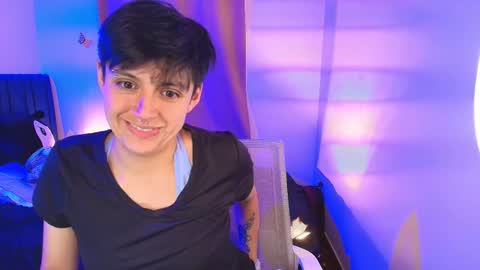 Snapshot of naty_lux19 chatting on 09-20-25, 06:36 Fernanda online show from 09-20-25, 06:36