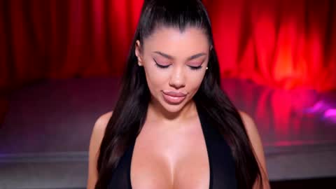 Naty online show from 01-21-25, 10:08