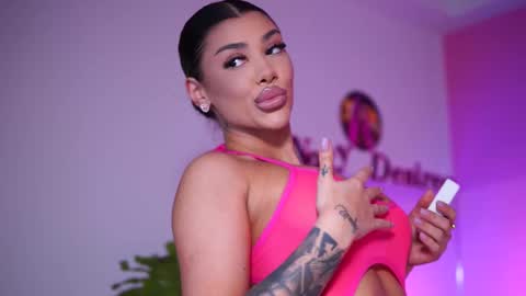 Naty online show from 03-06-25, 11:36