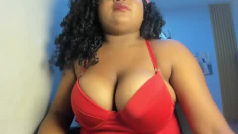 Snapshot of natyx_01 chatting on 06-21-26, 06:38 natyx_01 online show from 06-21-26, 06:38