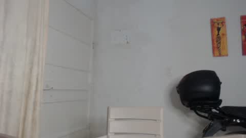 Stella Mcqueen online show from 01-05-25, 11:04