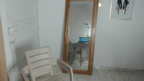 Stella Mcqueen online show from 04-15-26, 10:32