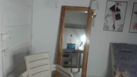 Stella Mcqueen online show from 05-31-26, 11:50