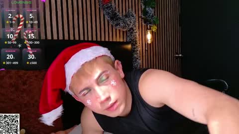 Snapshot of naughty__chris chatting on 12-17-24, 03:49 Christopher Chris online show from 12-17-24, 03:49