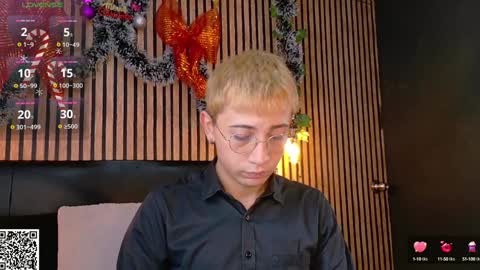 Snapshot of naughty__chris chatting on 12-20-24, 12:16 Christopher Chris online show from 12-20-24, 12:16