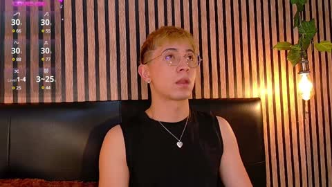 Snapshot of naughty__chris chatting on 01-06-25, 12:24 Christopher Chris online show from 01-06-25, 12:24