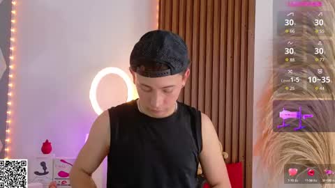 Snapshot of naughty__chris chatting on 09-18-25, 01:35 Christopher Chris online show from 09-18-25, 01:35