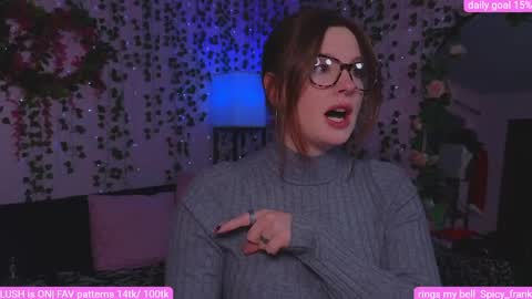 Snapshot of naughty_bella99 chatting on 05-22-26, 11:32 bella online show from 05-22-26, 11:32
