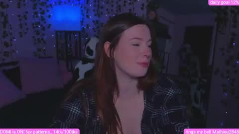 Snapshot of naughty_bella99 chatting on 07-29-26, 12:09 bella online show from 07-29-26, 12:09