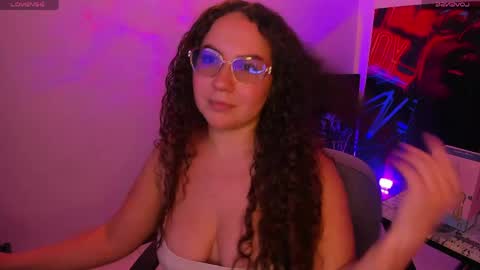 Megan online show from 05-06-26, 03:13