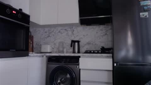 Snapshot of naughty_christie chatting on 10-09-25, 03:48 Chris Carrie online show from 10-09-25, 03:48