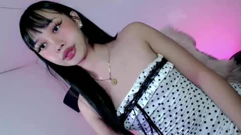 Snapshot of naughty_cutiepie chatting on 06-23-26, 10:57 itsyourgirl kiara online show from 06-23-26, 10:57