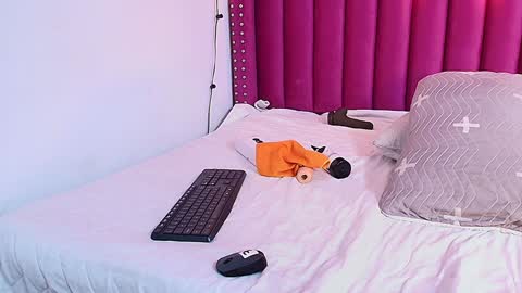 Snapshot of naughty_ebonyy chatting on 12-13-24, 01:15 SASHA online show from 12-13-24, 01:15