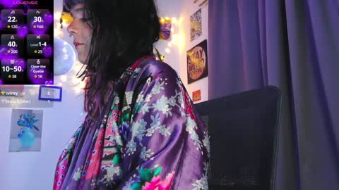 Snapshot of naughty_em_17 chatting on 01-13-25, 04:07 Em please help me reach 100 thumbs up 3 online show from 01-13-25, 04:07
