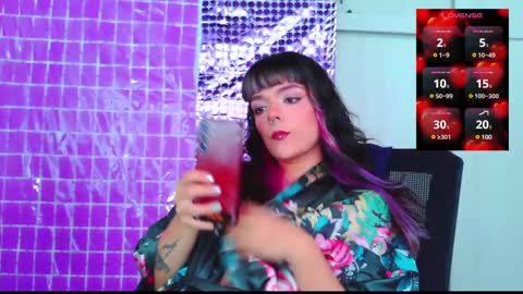 Snapshot of naughty_em_17 chatting on 03-02-25, 04:32 Em please help me reach 100 thumbs up 3 online show from 03-02-25, 04:32