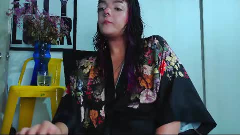 Snapshot of naughty_em_17 chatting on 06-17-26, 04:15 Em please help me reach 100 thumbs up 3 online show from 06-17-26, 04:15