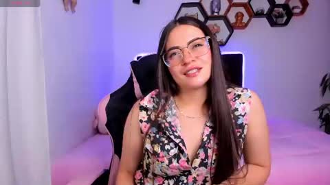 Anna online show from 06-25-26, 05:12