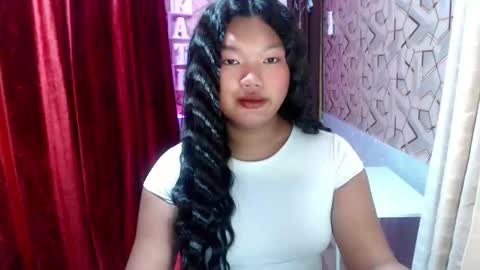 Snapshot of naughty_kate18 chatting on 04-07-26, 08:20 KATE online show from 04-07-26, 08:20