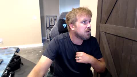 Snapshot of naughty_kinky1 chatting on 07-28-26, 04:39 Naughty kinky1 online show from 07-28-26, 04:39