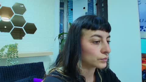 Snapshot of naughty_kittenm chatting on 03-10-25, 11:10 Kitten online show from 03-10-25, 11:10