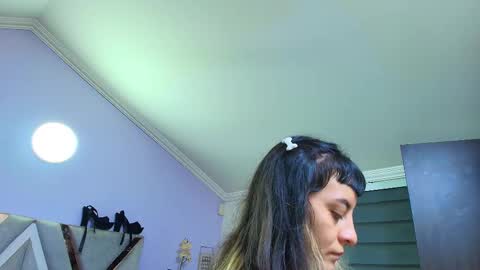 Snapshot of naughty_kittenm chatting on 10-13-25, 10:04 Kitten online show from 10-13-25, 10:04