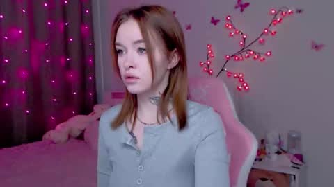 Snapshot of naughty_mablee chatting on 09-27-25, 12:26 Mable online show from 09-27-25, 12:26