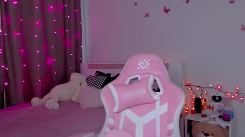 Mable online show from 11-04-25, 04:00