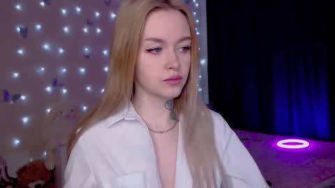 Mable online show from 03-15-26, 01:22