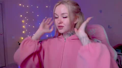 Mable online show from 04-12-26, 12:26