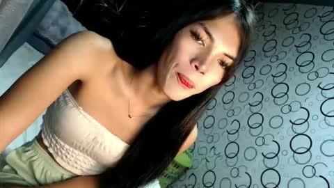 Snapshot of naughty_princess24 chatting on 10-12-25, 02:21 Ariela online show from 10-12-25, 02:21