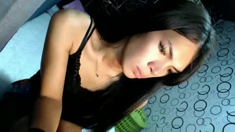 Snapshot of naughty_princess24 chatting on 10-16-25, 10:44 Ariela online show from 10-16-25, 10:44