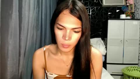 Snapshot of naughty_princess24 chatting on 11-09-25, 09:18 Ariela online show from 11-09-25, 09:18