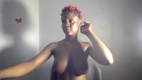 laura online show from 02-15-26, 06:43