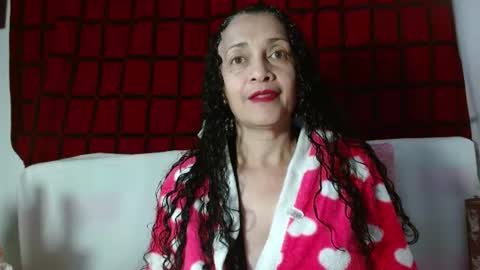 Snapshot of naughty_tita chatting on 06-16-26, 08:17 Tita Madurita online show from 06-16-26, 08:17