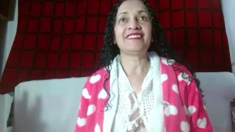 Snapshot of naughty_tita chatting on 06-26-26, 09:35 Tita Madurita online show from 06-26-26, 09:35