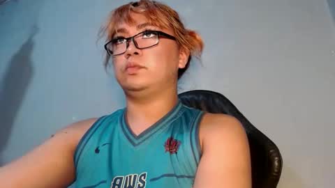 naughty_ursula21xxx online show from 09-15-25, 12:27