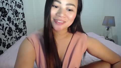 Snapshot of naughtyandsweetx chatting on 01-14-25, 01:06 May online show from 01-14-25, 01:06