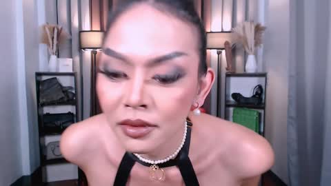 Snapshot of naughtyaurora69 chatting on 01-05-25, 05:09 NaughtyAurora online show from 01-05-25, 05:09
