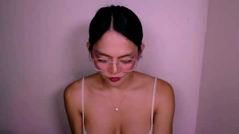 NaughtyAurora online show from 05-10-26, 11:59